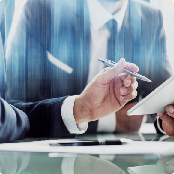 打ち合わせ中の画像